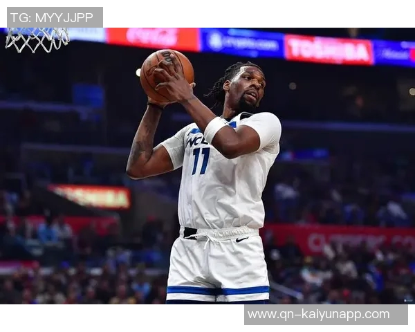 纳兹里德状态低迷全场仅得5分5篮板正负值惨淡15表现令人失望